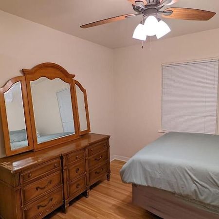 Amazing 2Br Home - Steps To Unm North Campus Albuquerque Esterno foto
