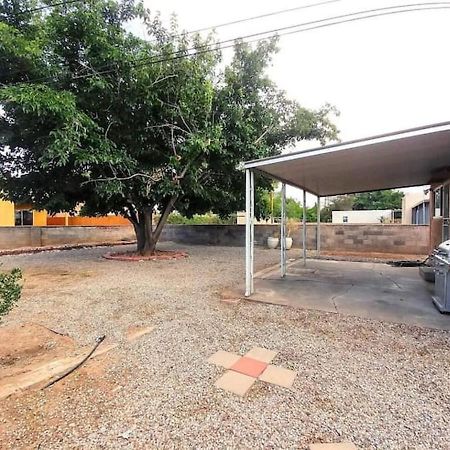 Amazing 2Br Home - Steps To Unm North Campus Albuquerque Esterno foto
