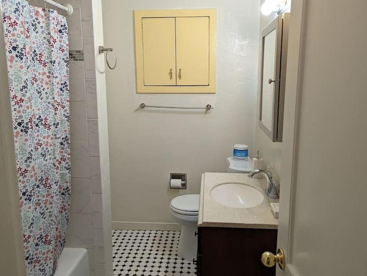 Amazing 2Br Home - Steps To Unm North Campus Albuquerque Esterno foto